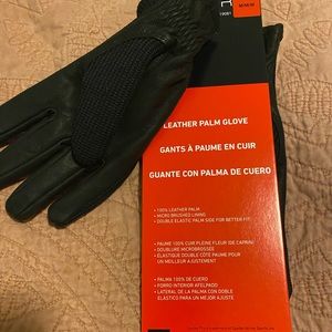 Spyder leather gloves